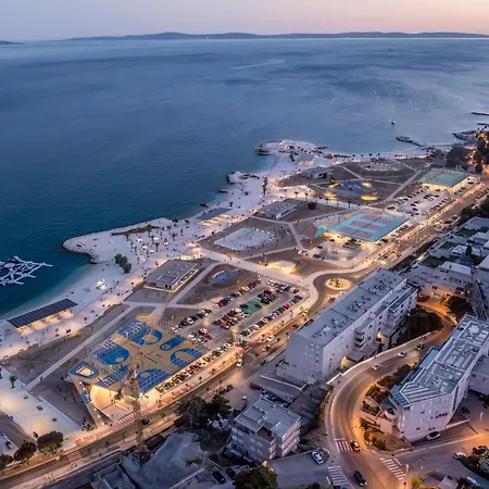 アパート Allure スプリト